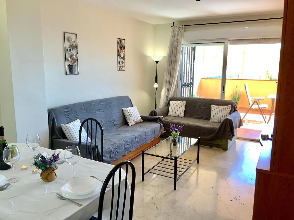 Apartamento De 2 Dormitorios, Gran Terraza, Vistas Al Mar Cerca Playa Carvajal Benalmadena