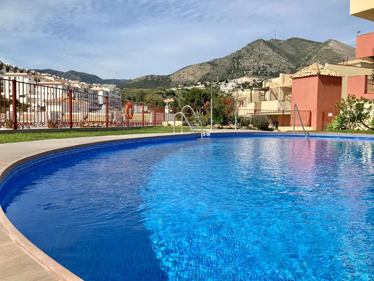 Apartamento De 2 Dormitorios, Gran Terraza, Vistas Al Mar Cerca Playa Carvajal Benalmadena