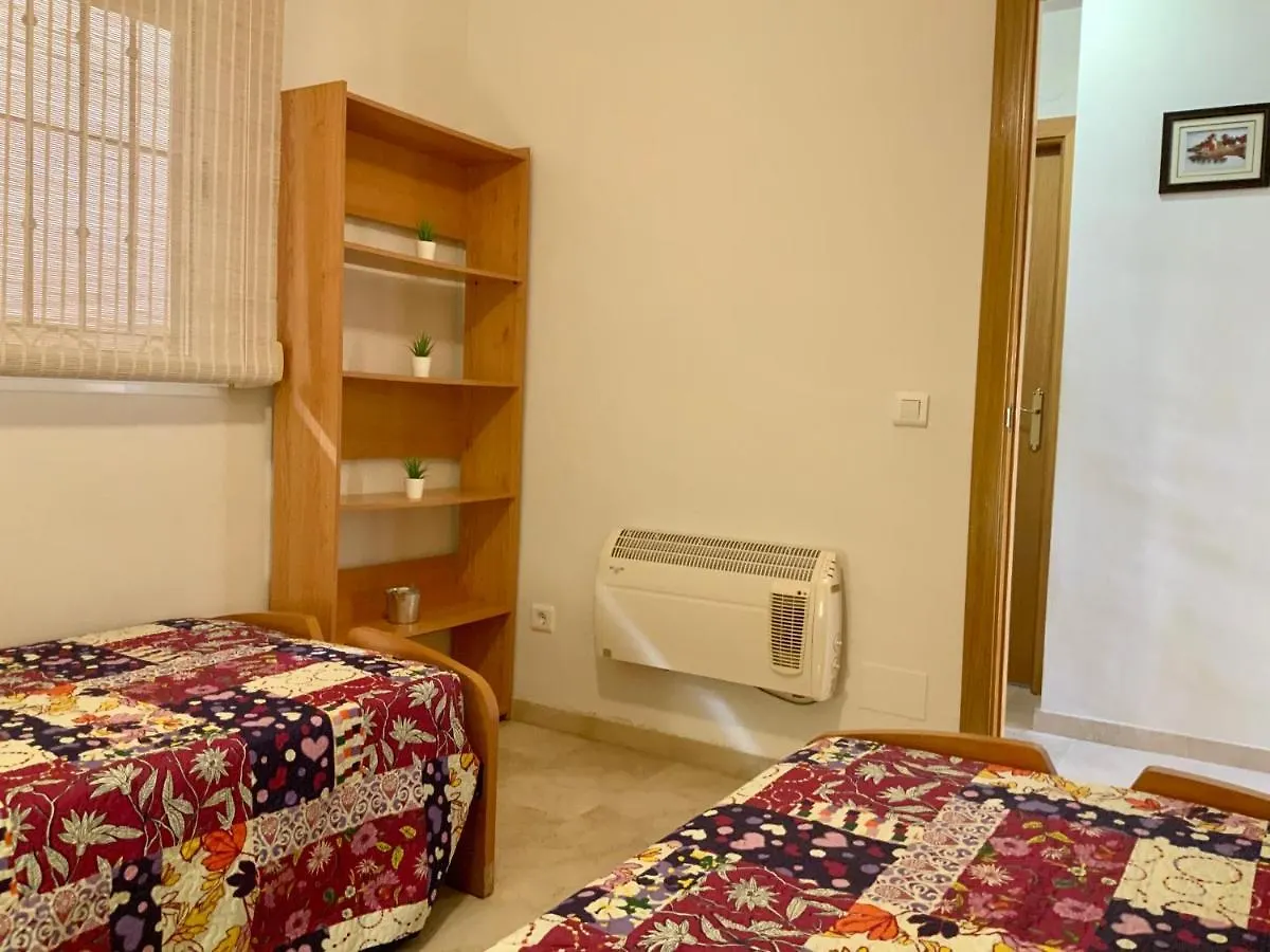 Apartamento De 2 Dormitorios, Gran Terraza, Vistas Al Mar Cerca Playa Carvajal Benalmadena Spain